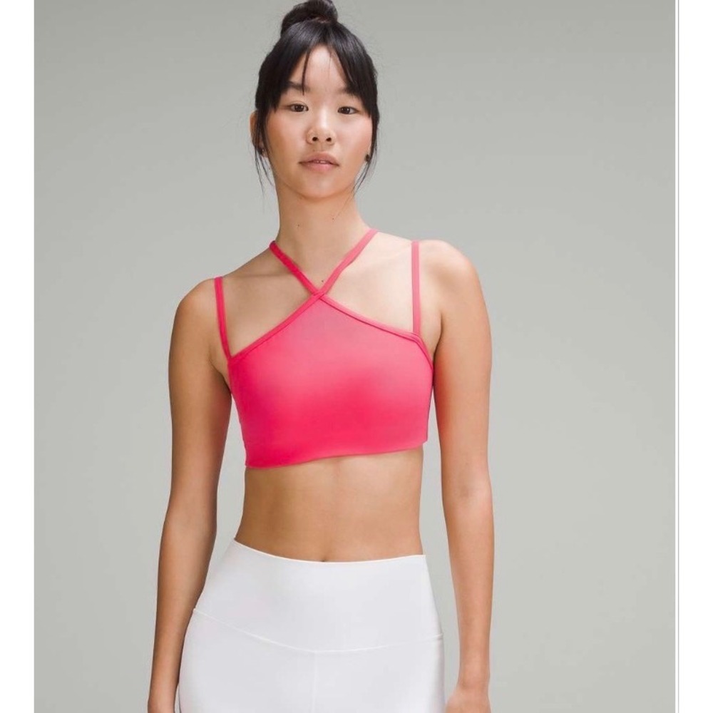 Lululemon Flow Y Strappy‎ Bra Nulu Light Support High Neck Pink Lip Gloss size 6